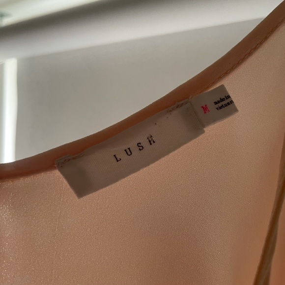 Lush light pink crop tank top - Picture 2 of 6